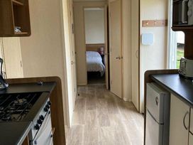Cayton Bay Caravan Park - Holiday Accommodation 18183 - North Yorkshire (incl. Whitby) - 1186549 - thumbnail photo 10