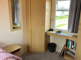 Towervans Holiday Park - Holiday Accommodation 18186 - Lincolnshire - 1186550 - thumbnail photo 9