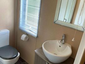 Waterside, Paignton - Holiday Accommodation 18187 - Devon - 1186551 - thumbnail photo 17