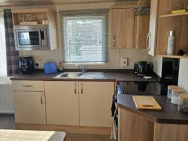 Hoburne Devon Bay - Holiday Accommodation 18227 - Devon - 1186559 - thumbnail photo 2