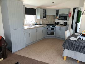 Combe Haven Holiday Park - Holiday Accommodation 18239 - Kent & Sussex - 1186562 - thumbnail photo 7