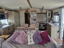Seashore Holiday Park - Holiday Accommodation 18245 - Norfolk - 1186564 - thumbnail photo 5