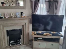 Seashore Holiday Park - Holiday Accommodation 18245 - Norfolk - 1186564 - thumbnail photo 9