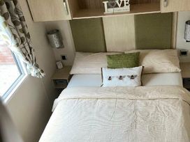 Presthaven Beach Resort - Holiday Accommodation 18249 - North Wales - 1186567 - thumbnail photo 14
