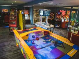 Whitehouse Leisure Park - Holiday Accommodation 18261 - North Wales - 1186570 - thumbnail photo 9