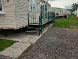Browns Holiday Park - Holiday Accommodation 18264 - North Wales - 1186571 - thumbnail photo 2