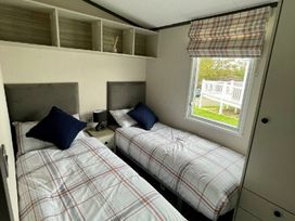 Blue Dolphin Holiday Park - Holiday Accommodation 18288 - North Yorkshire (incl. Whitby) - 1186573 - thumbnail photo 12