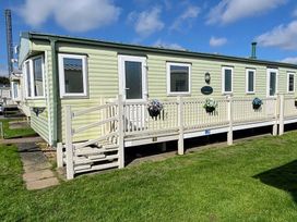 Seaview Caravan Park - Holiday Accommodation 18292 - Lincolnshire - 1186574 - thumbnail photo 12