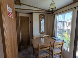 Aberystwyth Holiday Village - Holiday Accommodation 18303 - Mid Wales - 1186577 - thumbnail photo 6