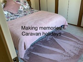Southview Holiday Park - Holiday Accommodation 18329 - Lincolnshire - 1186579 - thumbnail photo 2