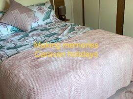 Southview Holiday Park - Holiday Accommodation 18329 - Lincolnshire - 1186579 - thumbnail photo 16