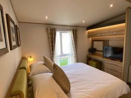 Hopton Holiday Village - Holiday Accommodation 18341 - Suffolk & Essex - 1186584 - thumbnail photo 2