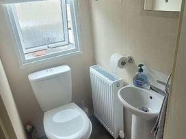 Beverley Bay Holiday Park - Holiday Accommodation 18342 - Devon - 1186585 - thumbnail photo 7