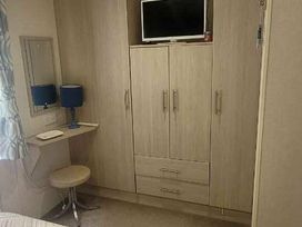 Beverley Bay Holiday Park - Holiday Accommodation 18342 - Devon - 1186585 - thumbnail photo 8