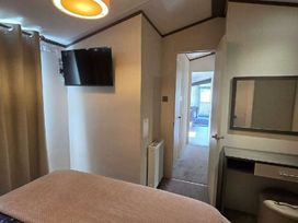 7 Lakes Country Park - Holiday Accommodation 18352 - Lincolnshire - 1186587 - thumbnail photo 3