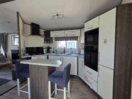 7 Lakes Country Park - Holiday Accommodation 18352 - Lincolnshire - 1186587 - thumbnail photo 12