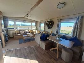 Sand Le Mere Holiday Village - Holiday Accommodation 18394 - North Yorkshire (incl. Whitby) - 1186601 - thumbnail photo 8