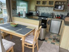 Aberystwyth Holiday Village - Holiday Accommodation 18404 - Mid Wales - 1186605 - thumbnail photo 2