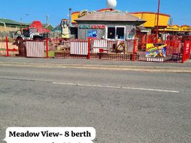 Golden Palm Resort - Holiday Accommodation 18408 - Lincolnshire - 1186607 - thumbnail photo 5
