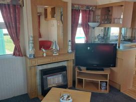 Sealands Caravan Park - Holiday Accommodation 18412 - Lincolnshire - 1186609 - thumbnail photo 4