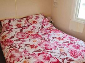 Sealands Caravan Park - Holiday Accommodation 18412 - Lincolnshire - 1186609 - thumbnail photo 7