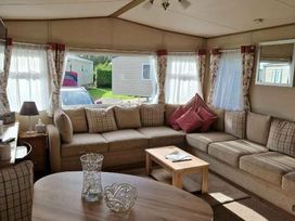 Church Farm Holiday Village - Holiday Accommodation 18416 - Hampshire - 1186612 - thumbnail photo 4