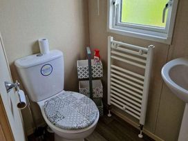 Church Farm Holiday Village - Holiday Accommodation 18416 - Hampshire - 1186612 - thumbnail photo 7