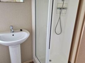 Church Farm Holiday Village - Holiday Accommodation 18416 - Hampshire - 1186612 - thumbnail photo 8