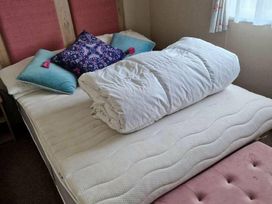 Church Farm Holiday Village - Holiday Accommodation 18416 - Hampshire - 1186612 - thumbnail photo 9
