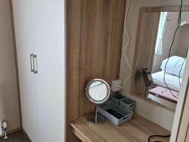 Church Farm Holiday Village - Holiday Accommodation 18416 - Hampshire - 1186612 - thumbnail photo 10
