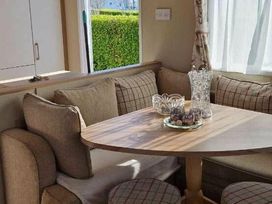 Church Farm Holiday Village - Holiday Accommodation 18416 - Hampshire - 1186612 - thumbnail photo 18