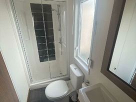 Golden Palm Resort - Holiday Accommodation 18436 - Lincolnshire - 1186619 - thumbnail photo 13