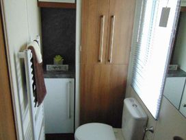 Golden Palm Resort - Holiday Accommodation 18436 - Lincolnshire - 1186619 - thumbnail photo 17