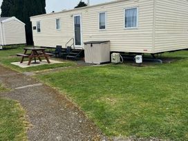 Hafan y Mor Haven - Holiday Accommodation 18449 - North Wales - 1186622 - thumbnail photo 1