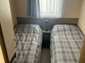Hafan y Mor Haven - Holiday Accommodation 18449 - North Wales - 1186622 - thumbnail photo 14