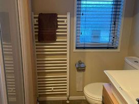 Trecco Bay - Holiday Accommodation 18463 - Somerset & Wiltshire - 1186625 - thumbnail photo 11