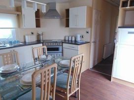 Golden Sands Kinmel Bay - Holiday Accommodation 18464 - North Wales - 1186626 - thumbnail photo 2