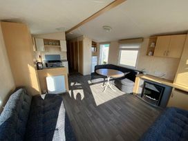 Golden Sands Kinmel Bay - Holiday Accommodation 18465 - North Wales - 1186627 - thumbnail photo 9