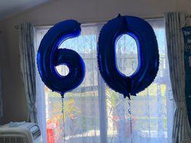 Manor Park Holiday Village - Holiday Accommodation 18468 - Norfolk - 1186628 - thumbnail photo 14