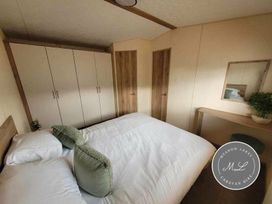 Golden Palm Resort - Holiday Accommodation 18489 - Lincolnshire - 1186634 - thumbnail photo 6