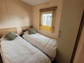 Golden Palm Resort - Holiday Accommodation 18489 - Lincolnshire - 1186634 - thumbnail photo 7