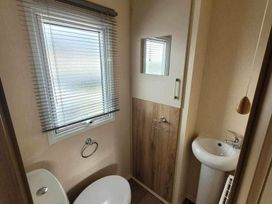 Golden Palm Resort - Holiday Accommodation 18489 - Lincolnshire - 1186634 - thumbnail photo 8