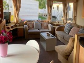 Southview Holiday Park - Holiday Accommodation 18494 - Lincolnshire - 1186636 - thumbnail photo 2