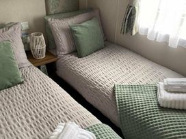The Beach Caravan Park - Holiday Accommodation 18496 - North Wales - 1186637 - thumbnail photo 7