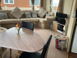 Golden Sands Kinmel Bay - Holiday Accommodation 18498 - North Wales - 1186638 - thumbnail photo 2