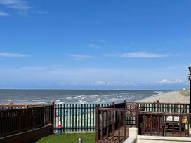 Golden Sands Kinmel Bay - Holiday Accommodation 18498 - North Wales - 1186638 - thumbnail photo 10