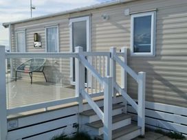 Trecco Bay - Holiday Accommodation 18508 - Somerset & Wiltshire - 1186641 - thumbnail photo 18