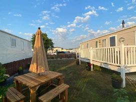Unity Holiday Resort - Holiday Accommodation 18512 - Somerset & Wiltshire - 1186642 - thumbnail photo 7