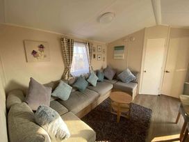 Unity Holiday Resort - Holiday Accommodation 18512 - Somerset & Wiltshire - 1186642 - thumbnail photo 8