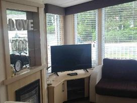 Hafan y Mor Haven - Holiday Accommodation 18513 - North Wales - 1186643 - thumbnail photo 8